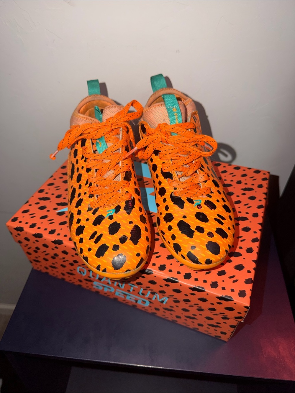 Phenom Elite -Flintstones Bedrock Blitz Football Cleats